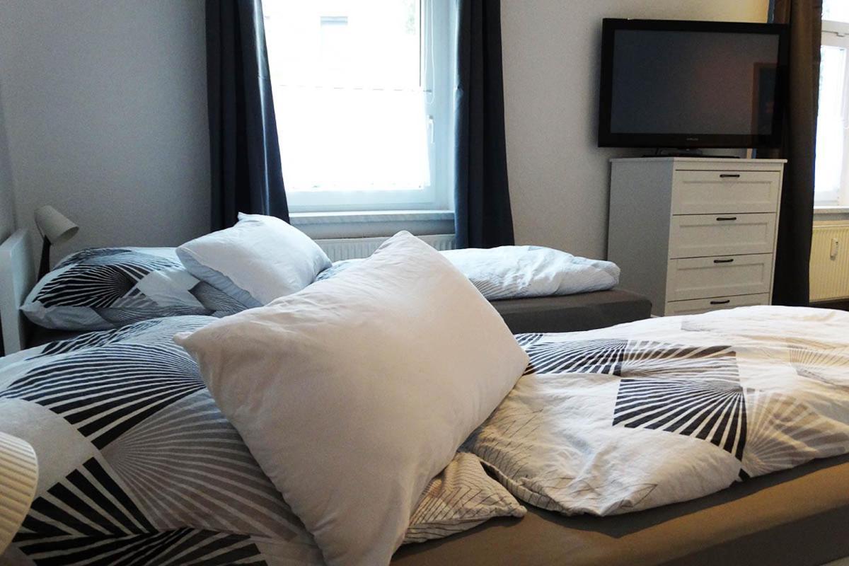 Ferienwohnung In Цвиккау Экстерьер фото